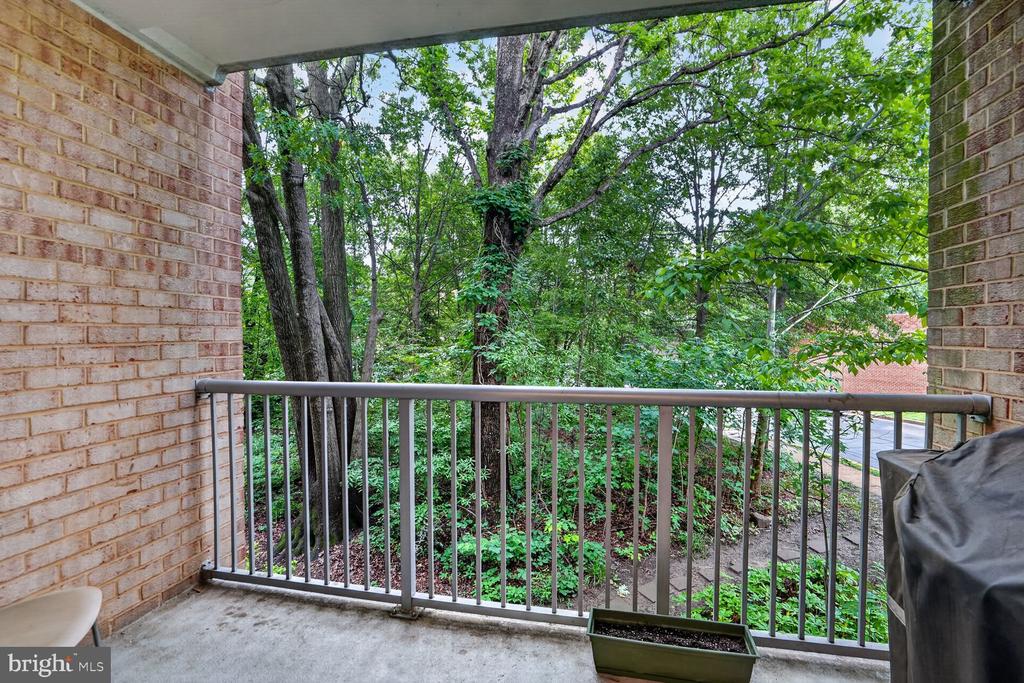 Residential in FALLS CHURCH 5
