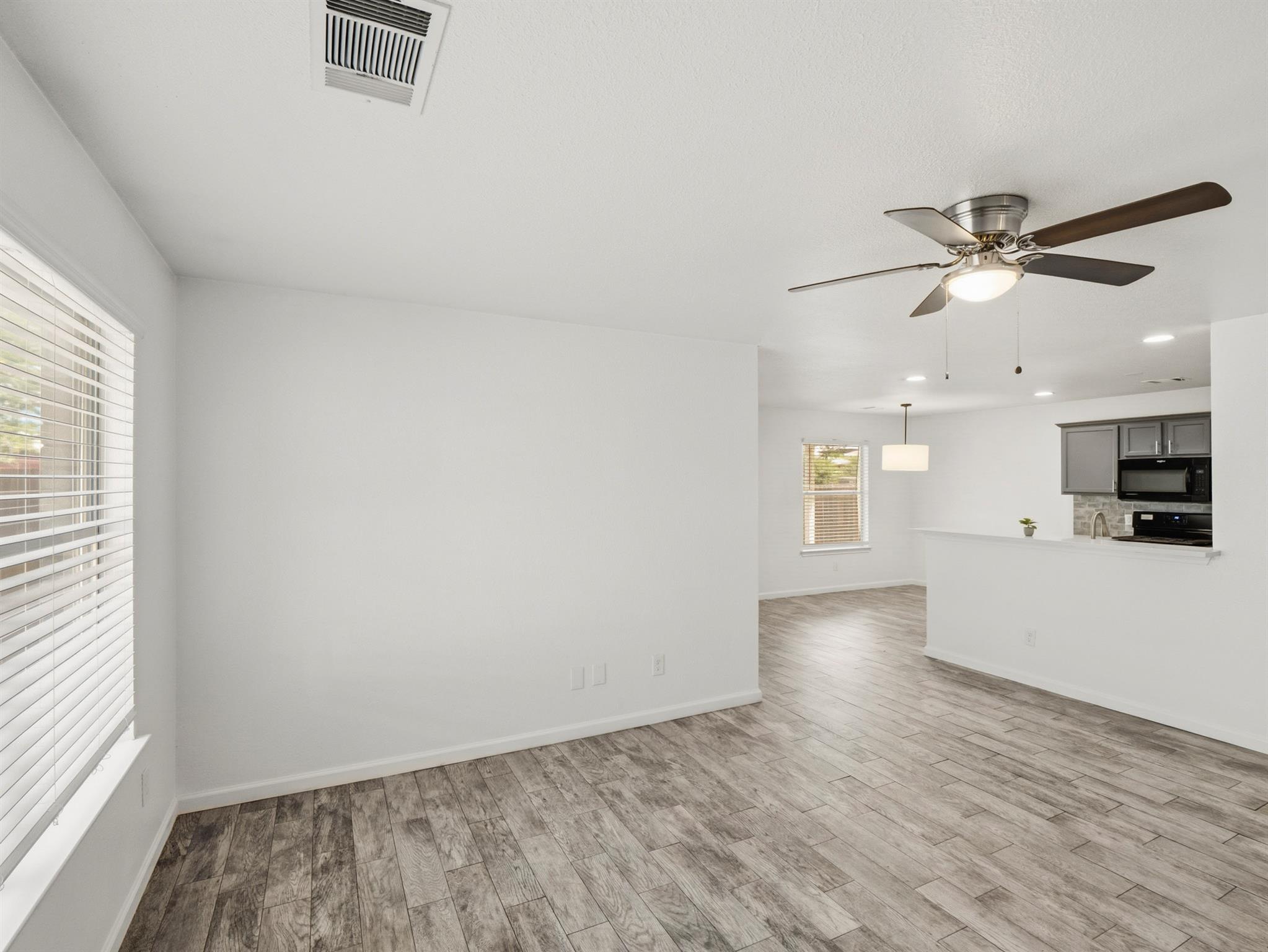 Residential Lease in Pflugerville 5