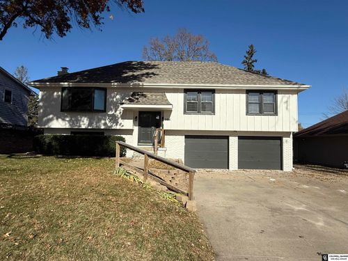 504 Shannon Rd, Papillion, NE, 68046-2028 | Card Image