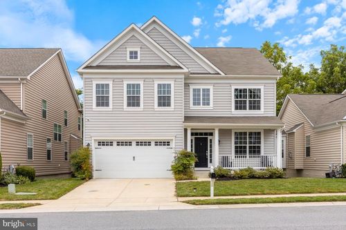 236 Saltgrass Dr, GLEN BURNIE, MD, 21060-7585 | Card Image