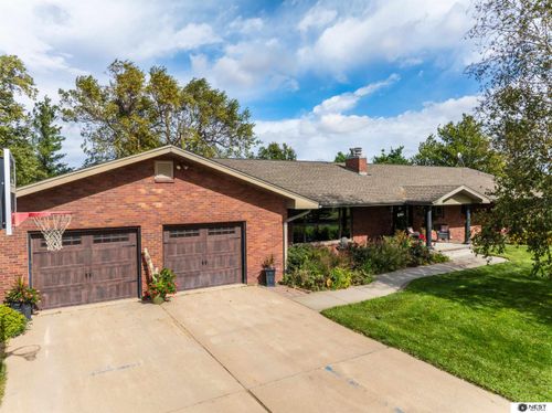 1419 Road N, York, NE, 68467-8238 | Card Image