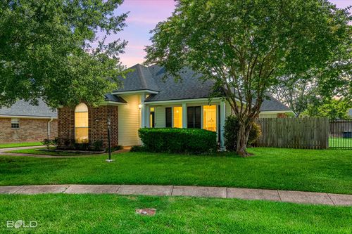 6004 Kateland Cir, Bossier City, LA, 71111-6985 | Card Image