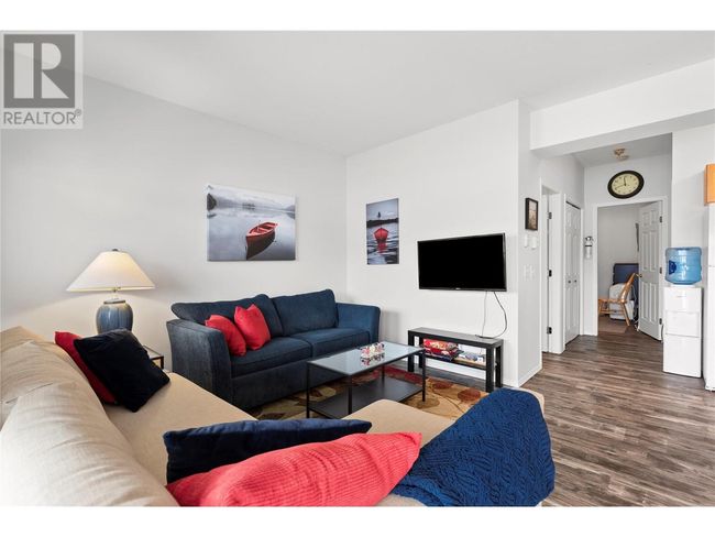 8B - 3935 Eagle Bay Rd, Townhouse with 2 bedrooms, 1 bathrooms and 1 parking in Eagle Bay BC | Image 9
