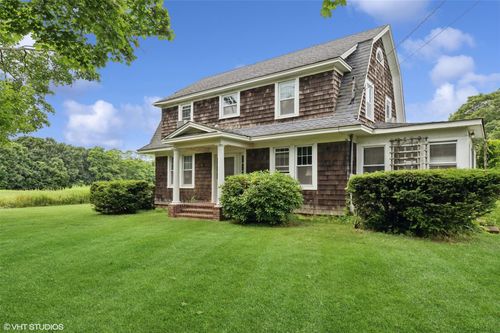 4900 Depot Ln, Cutchogue, NY, 11935-1227 | Card Image