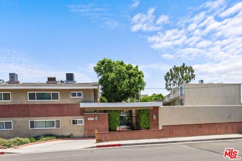 12-4610 Densmore Ave, Encino, CA, 91436-3461 | Card Image