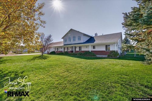 550 Spears Ave, Evansville, WY, 82636-9735 | Card Image