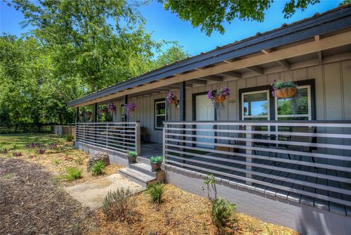 1101 Redoak Dr, West Tawakoni, TX, 75474-3135 | Card Image