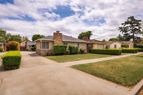 944 N 2nd St, San Jose, CA, 95112-4928 | Card Image