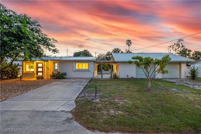 27660 Riverdale Lane, House other with 2 bedrooms, 1 bathrooms and null parking in Bonita Springs FL | Image 3