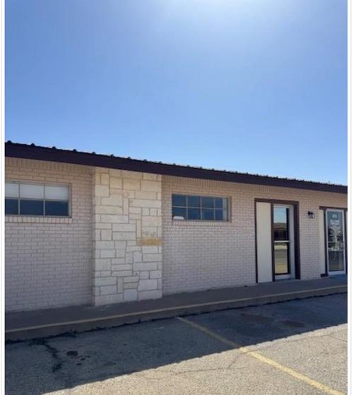 612 N Main St, Fort Stockton, TX, 79735-5600 | Card Image
