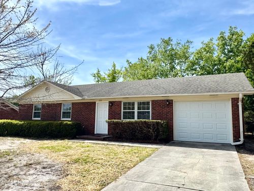 225 Angel Island Road, Wilmington, NC, 28412 | Card Image