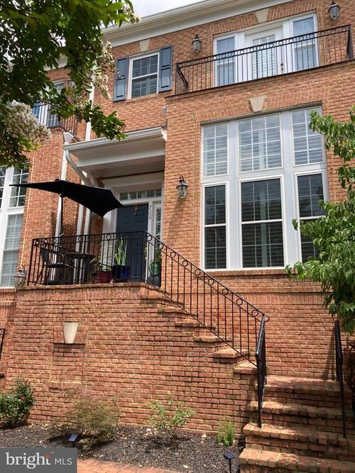 728 Vestal St, WOODBRIDGE, VA, 22191-5435 | Card Image