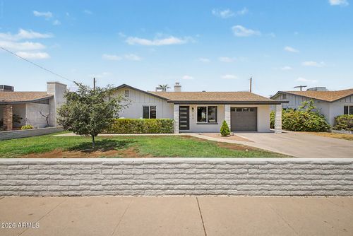 1818 W Morten Ave, Phoenix, AZ, 85021-7960 | Card Image