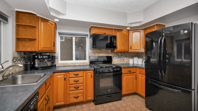 9681 Listeria St, House other with 3 bedrooms, 2 bathrooms and null parking in Commerce Twp MI | Image 18
