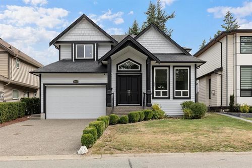 3022 Princess St, Abbotsford, BC, V2T2T1 | Card Image