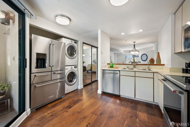 APT-35 - 601 Van Ness Ave, Condo with 2 bedrooms, 2 bathrooms and 1 parking in San Francisco CA | Image 12