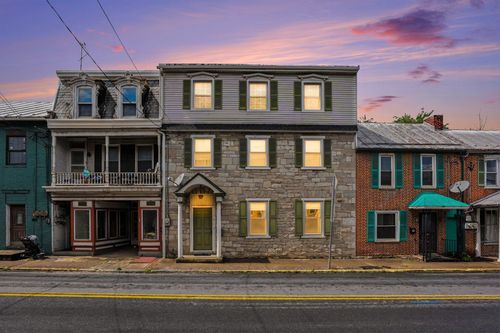 9 E Main St, NEWVILLE, PA, 17241-1110 | Card Image