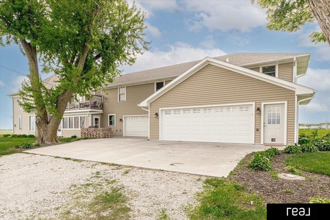 31506 Pioneer Trl, House other with 6 bedrooms, 3 bathrooms and 8 parking in Treynor IA | Image 68