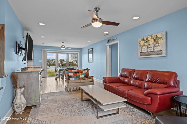 247 Bay View Blvd, House other with 4 bedrooms, 3 bathrooms and 1 parking in Atlantic Beach NC | Image 12