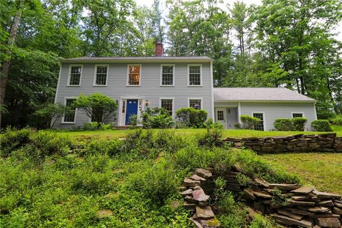 48 S Oakwood Dr, Painted Post, NY, 14870-9617 | Card Image