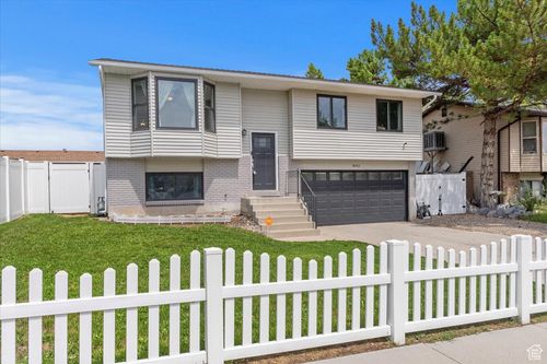 4942 W Saguaro Dr, West Jordan, UT, 84081-4708 | Card Image