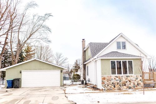 110 Polk Street, North Fond Du Lac, WI, 54937 | Card Image