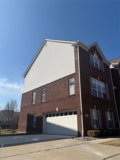 458 Cherry Orchard Rd, Canton, MI, 48188-5269 | Card Image