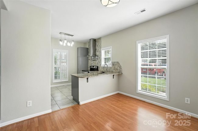 Dining Area | Image 6