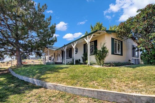 5375 Montour Rd, Emmett, ID, 83617-5014 | Card Image