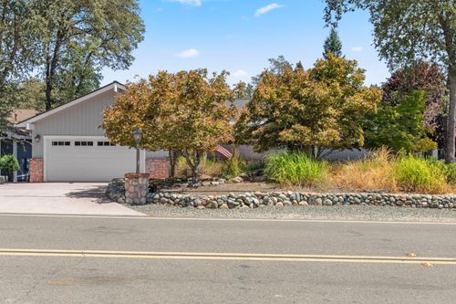 17993 Jayhawk Drive, Penn Valley, CA, 95946 | Card Image
