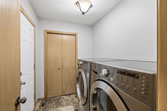 Main Level Laundry | Image 16