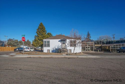 1501 Carbon Ave, Cheyenne, WY, 82001-5125 | Card Image