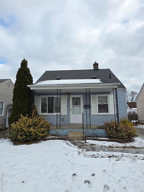 28040 Rosemont St, Roseville, MI, 48066-2436 | Card Image