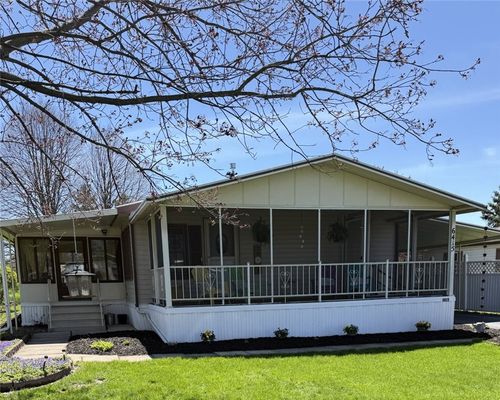 6415 Murphy Dr, Victor, NY, 14564-9202 | Card Image