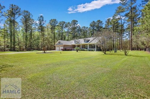 365 Barrington Ferry Rd, Riceboro, GA, 31323-3332 | Card Image