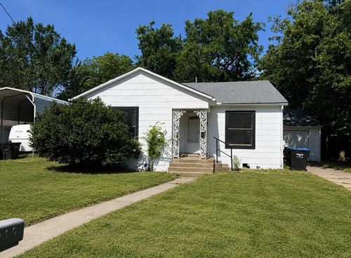 3910 Johnson St, Greenville, TX, 75401-5209 | Card Image