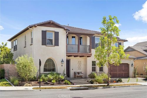 62 Holmes Pl, Tustin, CA, 92782 | Card Image