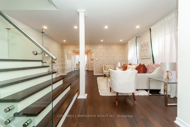 56 Royal Appian Cres, House attached with 4 bedrooms, 4 bathrooms and 2 parking in Concord ON | Image 6