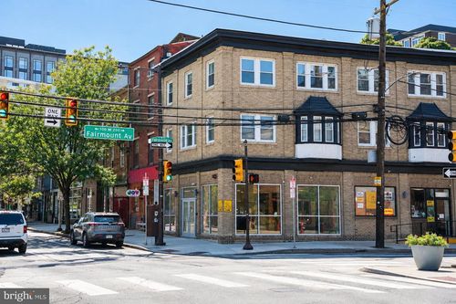 632 N 2nd St, Philadelphia, PA, 19123-3033 | Card Image