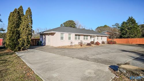 1203 Governors Dr Se, Huntsville, AL, 35801-2738 | Card Image