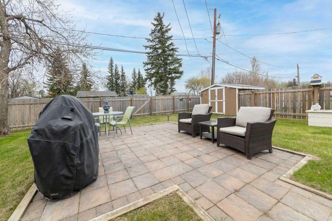 402 2 Nd Street W, Home with 3 bedrooms, 1 bathrooms and null parking in Maidstone SK | Image 31