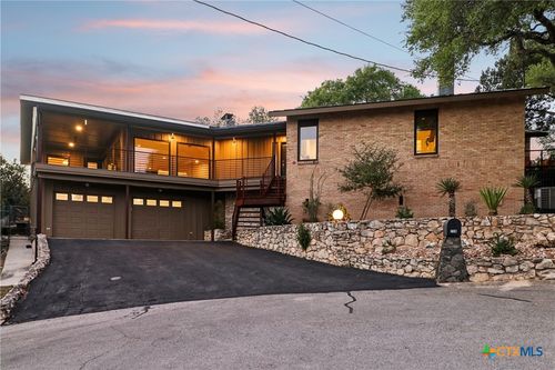 714 Starcrest, New Braunfels, TX, 78130-5363 | Card Image