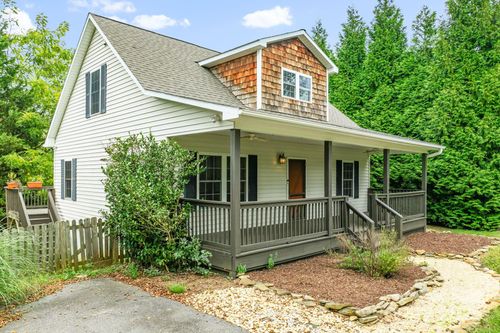 27 Grey River Run, Asheville, NC, 28804-6100 | Card Image