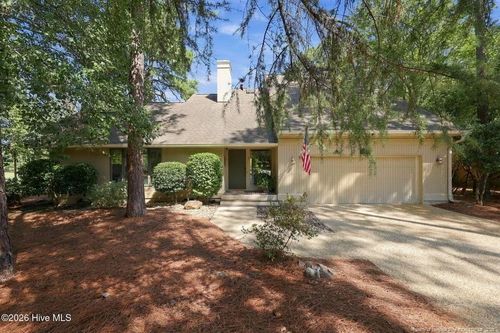 25 Lake Hills Rd, Pinehurst, NC, 28374-9627 | Card Image
