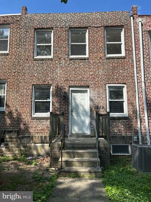 1939 W Chew St, PHILADELPHIA, PA, 19141-1202 | Card Image