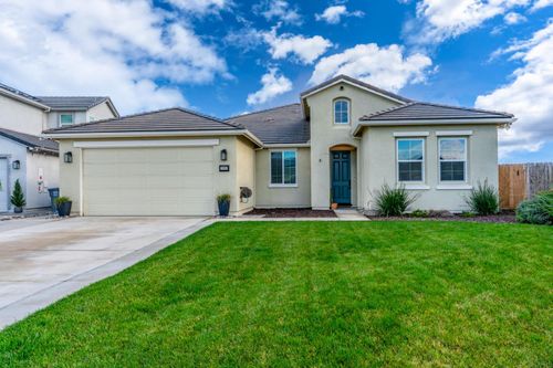 1201 Gypsum Dr, Los Banos, CA, 93635-8332 | Card Image