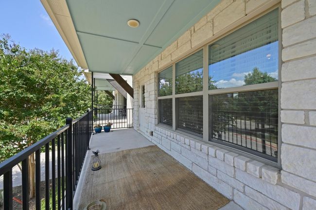Second Floor Balcony | Image 28