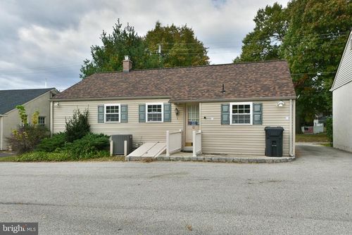 3-office-12 E Mill Rd, FLOURTOWN, PA, 19031-2027 | Card Image