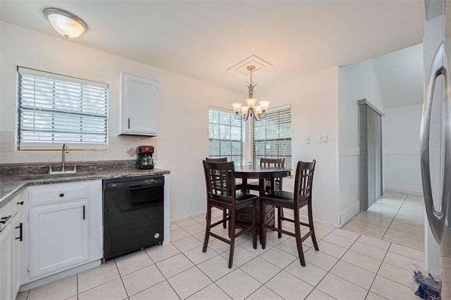 19906 Rising Star Dr, House other with 3 bedrooms, 2 bathrooms and 2 parking in Humble TX | Image 20