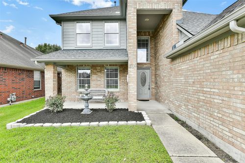 2875 Diamond Bay Dr, Dickinson, TX, 77539-4186 | Card Image